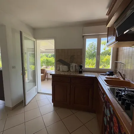 בית נופש Dans Mon Verger - Agreable Maison Idealement Situee Saint-Agnant